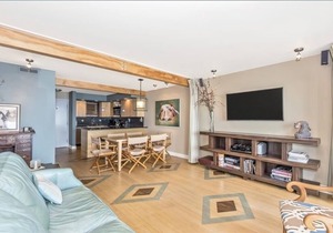 OCEAN FRONT CONDO. ENJOY YOUR MORNING COFFEE SITTING ON YOUR PRIVATE BALCONIES WATCHING THE SUNRISE.