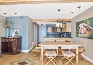 OCEAN FRONT CONDO. ENJOY YOUR MORNING COFFEE SITTING ON YOUR PRIVATE BALCONIES WATCHING THE SUNRISE.