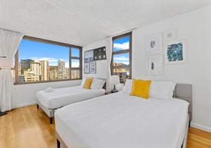 Ocean View, Steps to Waikiki Beach and Free Parking