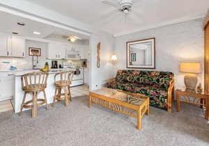 🏖️Oceanfront Complex | No Stairs | AC | WiFi