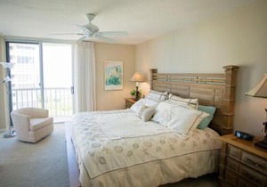 Oceanfront Condo with Pool