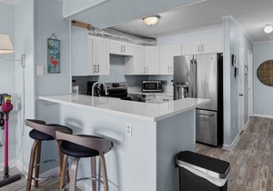 Oceanfront, Pool, Elevator - 3 BD Pelican's Watch on Shore Drive