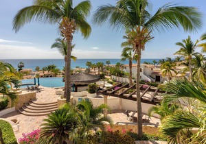 Oceanview 2BD Condo with the Beachfront Club Access