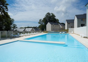 Offre spéciale ! A 10 minutes de la plage ! Maison duplex avec accès piscines