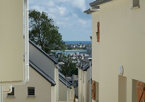 Offre spéciale ! A 10 minutes de la plage ! Maison duplex avec accès piscines