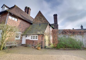 Old Cobblers Cottage at Kings Head House