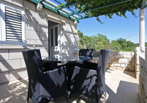One bedroom apartment with terrace and sea view Lumbarda, Korčula (A-4429-a)