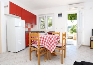 One bedroom apartment with terrace and sea view Lumbarda, Korčula (A-4429-b)