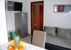 One bedroom apartment with balcony and sea view Lumbarda, Korčula (A-12839-a)