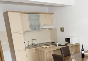 One bedroom apartment with terrace Promajna, Makarska (A-17160-a)