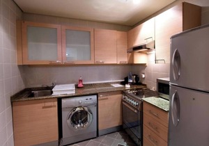 One Bedroom Apartment Near Al Khan Super Market By Luxury Bookings