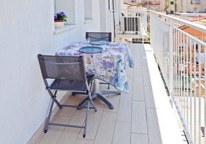 One-bedroom apartment with balcony equipped with every comfort 300m from the beach in Rimini