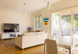 One Level at Broadbeach Inverloch