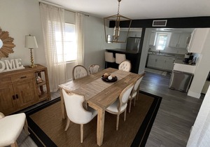 Only 8 Minutes from Seagate Beach, Spacious 3BR 2BA Naples Condo Prime Location