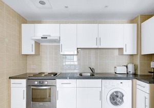 Open plan Vauxhall 1BR, modern, by Blueground