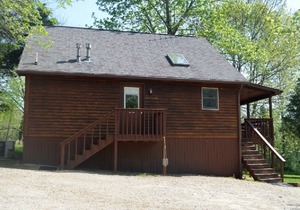 Optimum cabin 9 with jacuzzi and HOT TUB on Patoka Lake in Southern Indiana