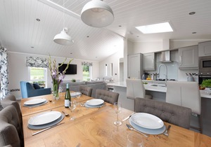 Orchid Lodge, 23 Roadford Lake Lodges