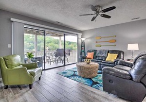 Osage Beach Condo Community Pool and Boat Dock