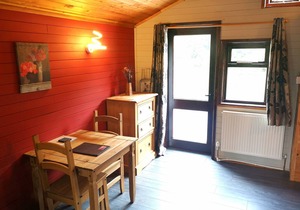 Otter 2 HOT TUB-HuntersMoon- Warminster-Wiltshire-Bristol
