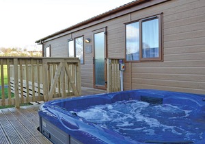 Our Alder lodges are great space to get together with a group of friends or the entire family.
