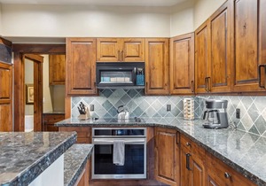 Outpost: Grand View 3240 - AC and Teton Views!