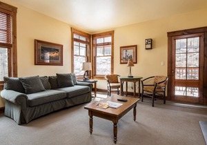 Outpost: Grand View 362S