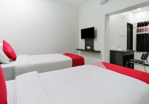 OYO 30260 Jupudy Residency