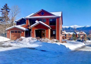 P5 Ski-in Ski-out rare find! Presidential View, single family with garage, pool table, ping pong
