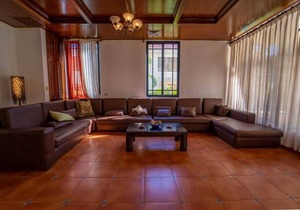 Palatial Metro Country Club Villa
