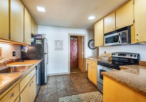 Panoramic Lake Views Rocky Ridge #47