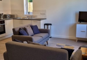 Pass the Keys | 4 Devondale Bungalows Delightful seaside bungalow w parking near beach
