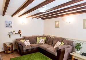 Pass the Keys Beautiful Cottage in Ceredigion Sleeps 6