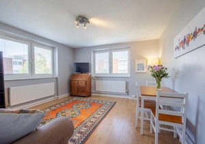Pass the Keys Stylish 1-bedroom flat in trendy West Kensington