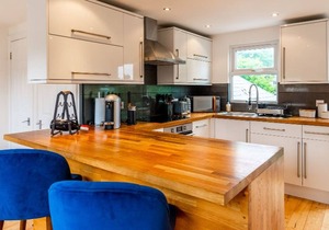 Pass the Keys | Tulse Hill Modern Hidden Gem