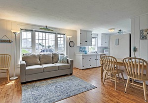 Patio & Walk to Craigville Beach: Cape Cod Retreat