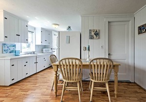 Patio & Walk to Craigville Beach: Cape Cod Retreat