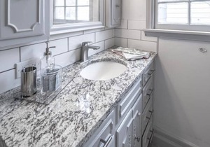 Peaceful Retreat 2BR/1BA Walk to Tech