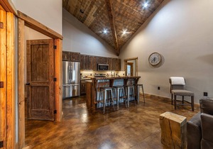 Perfect Condo For GNP Adventure–2br/1ba- Great Location #3- 7 mi to GNP-sleeps 6