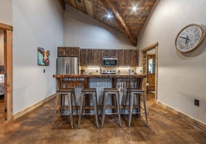 Perfect Condo For GNP Adventure–2br/1ba- Great Location #3- 7 mi to GNP-sleeps 6