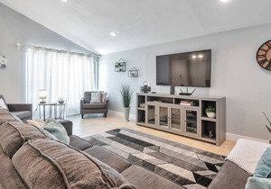 Perfect for Business or Pleasure! Private Pool, Close to Spring Training, Old Town Scottsdale & ASU!