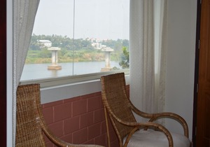 Periyar RiverView Homestay II, Near Cochin Airport, Kochi | RiverView AC Rooms