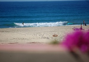 Pescadero Palace 5BR Guest House with Pool, Jacuzzi, Infront of Surf!