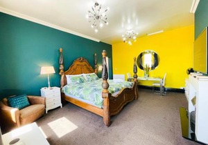 PHOENIX Apartments