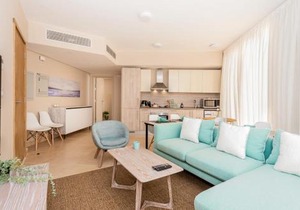 Pleasant & Calming 1 BDR Mangroovy Free Pool & Beach Access