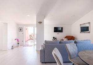 Plush Apartment in Rijeka with Hot Tub and near the Sea