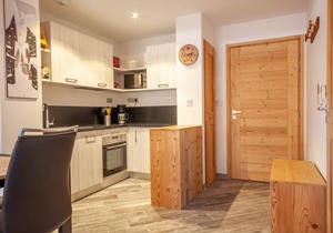 PORTES DU PLENEY 001