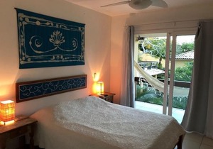 Praia da Ferradurinha Guest House