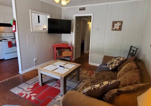 Precious, comfortable, affordable -2 Bedroom 1 Bath Apartment