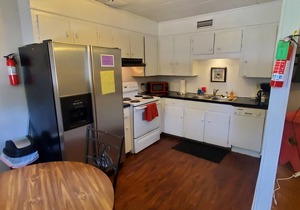 Precious, comfortable, affordable -2 Bedroom 1 Bath Apartment