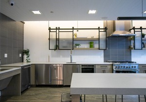 Premium South Loop 2BR w/Gym & Roof, nr Grant Park, by Blueground